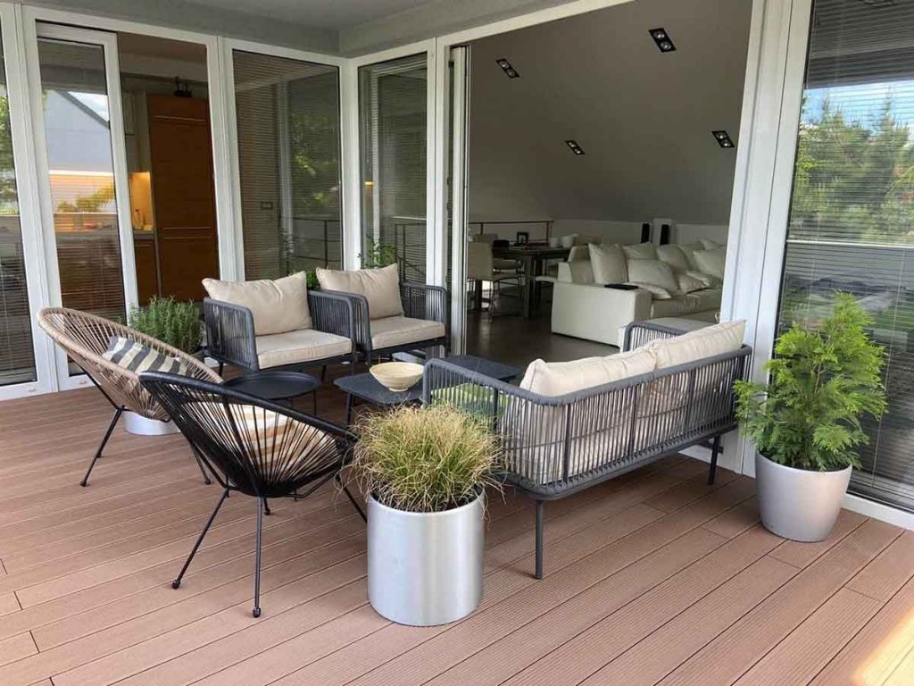 WPC Decking Standard Dark Brown - terasa stambena zgrada Zagreb 3
