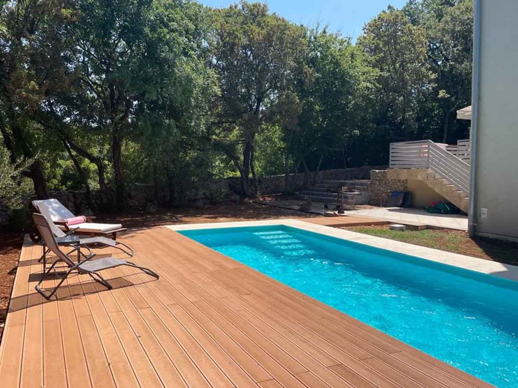 WPC Decking Standard Milk Brown - bazen otok Krk